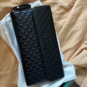 Gucci wallet